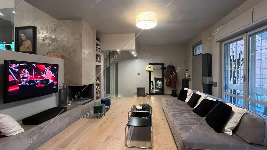 Zona living della villa Andesine, location in stile moderno a Roma