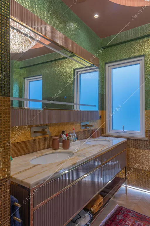 Bagno dell'appartamento Gila, location in stile contemporaneo a Roma