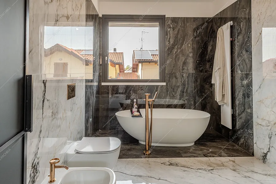 Bagno della villa moderna Adenia, location per shooting a Varese