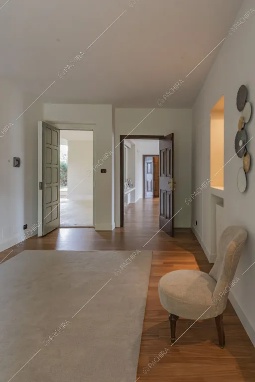 Atrio d'ingresso della villa Bris, location in stile contemporaneo a Torino