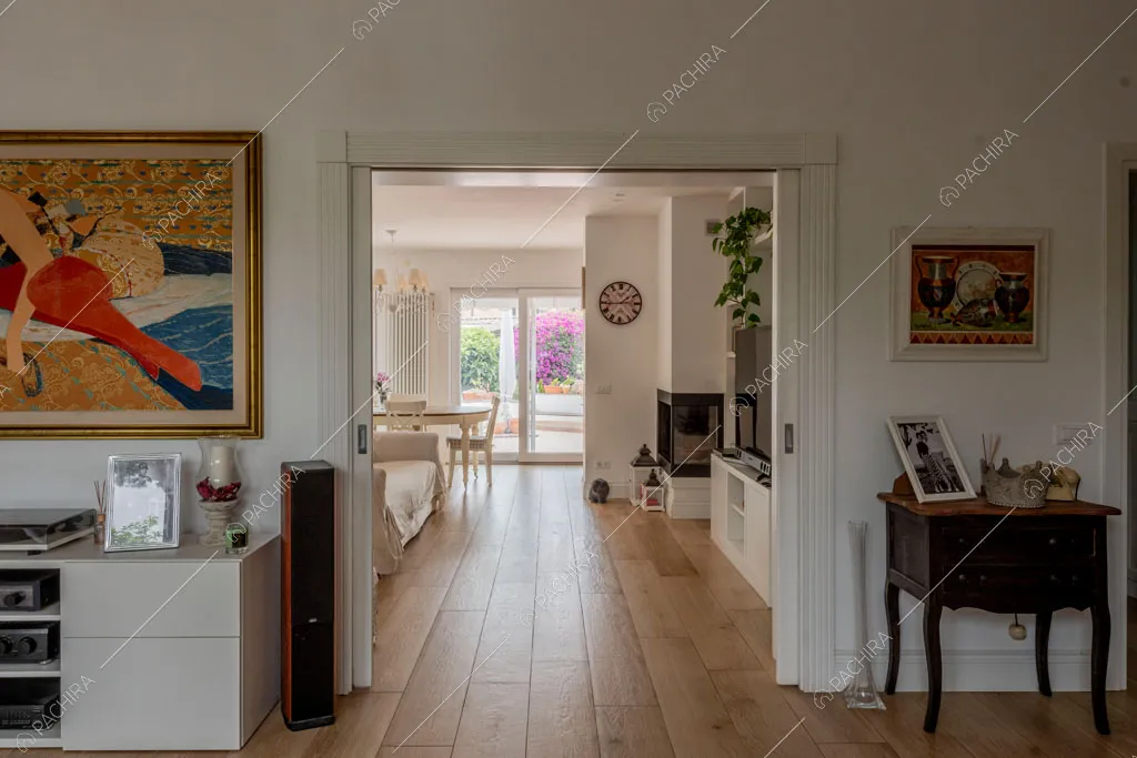 Vista sulla sala della villa Pino Mugo, location in stile moderno a Roma