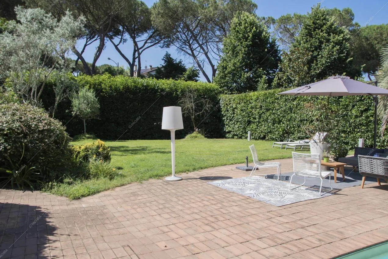 Location Datura villa Roma 16
