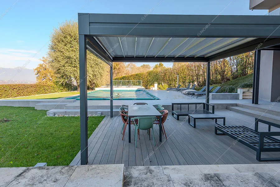 Patio della villa Iride, location in stile moderno a Monza