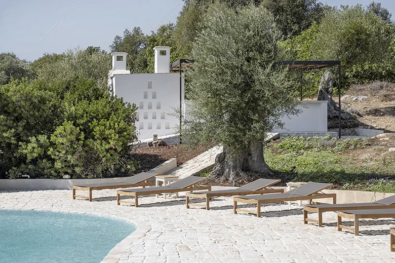 Piscina della masseria Athos, location in stile rustico a Brindisi