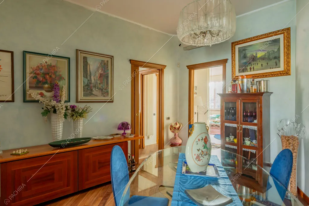 Sala da pranzo della villa Ararat, location in stile classico a Milano