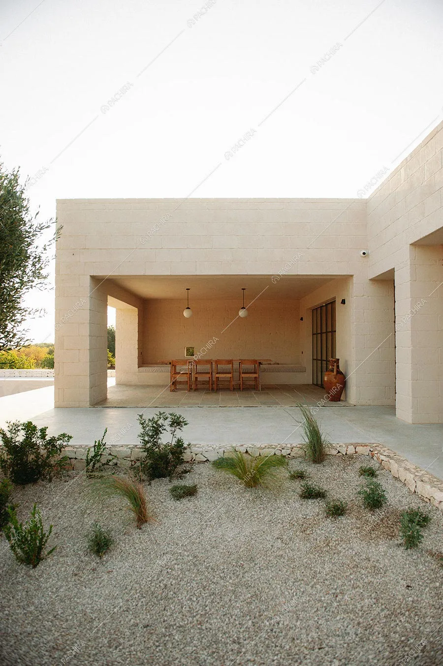 Veranda della villa Malacca, location in stile contemporaneo a Brindisi