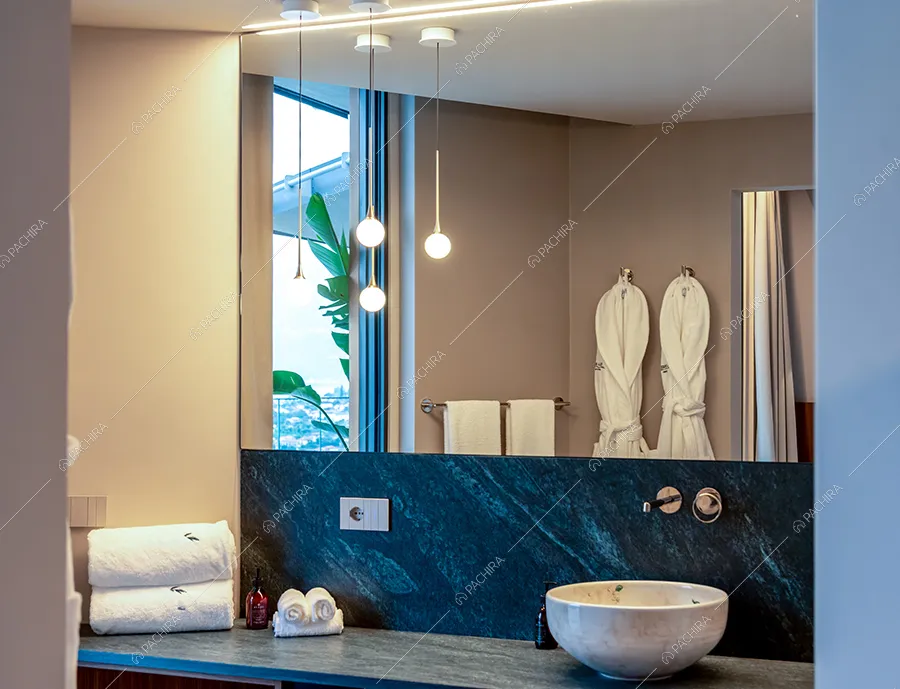 Bagno della villa Agapanto, location in stile contemporaneo a Como