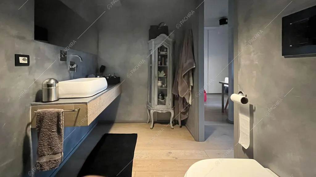 Bagno della villa Andesine, location in stile moderno a Roma