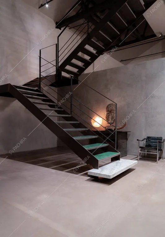 Scale del loft Reno, location in stile contemporaneo a Reggio Emilia