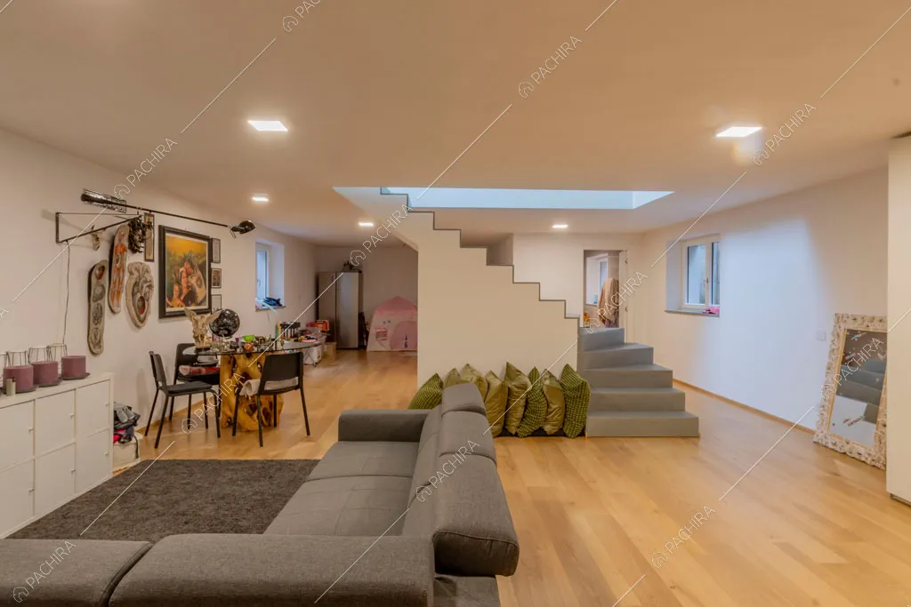 Sala della villa Amazonite, location in stile contemporaneo a Varese