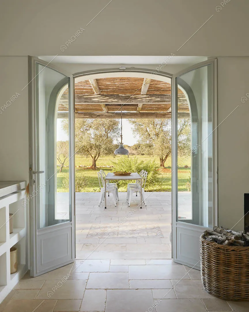 Ingresso della masseria Giava, location in stile rustico a Brindisi