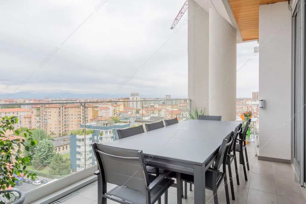 Terrazza dell'appartamento Tobol, location in stile contemporaneo a Milano