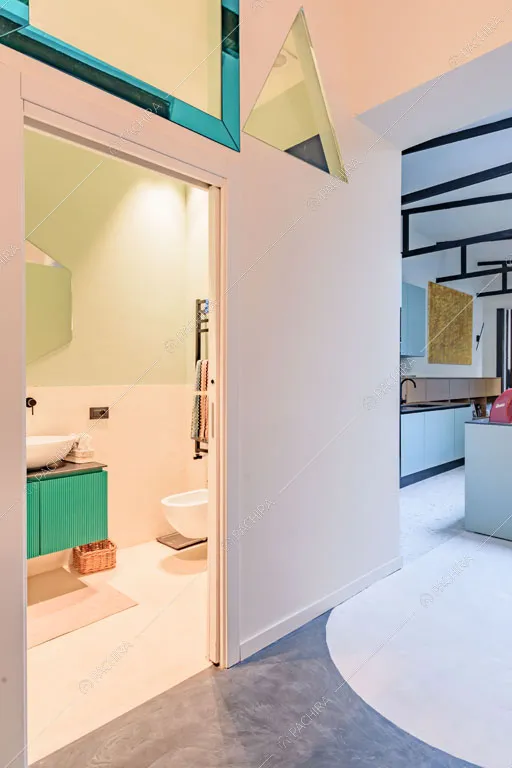 Bagno del loft Unakite, location in stile moderno a Milano