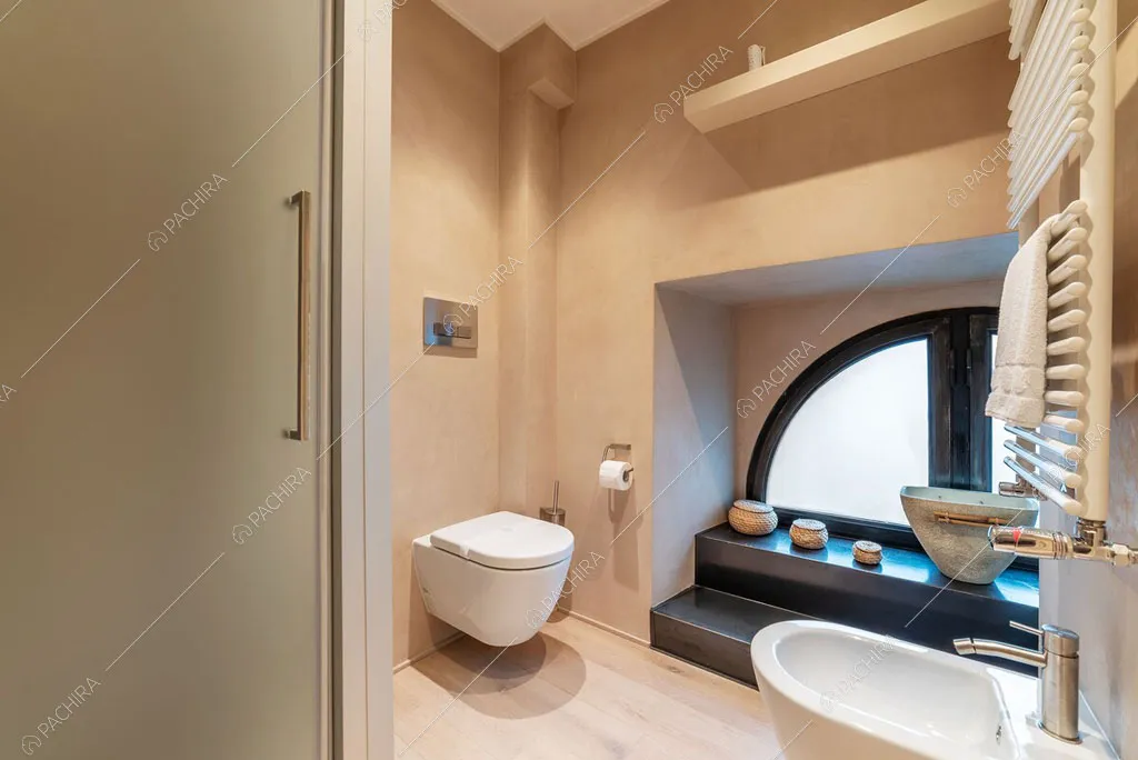 Box doccia nel bagno del loft Sabbia, location in stile moderno a Roma