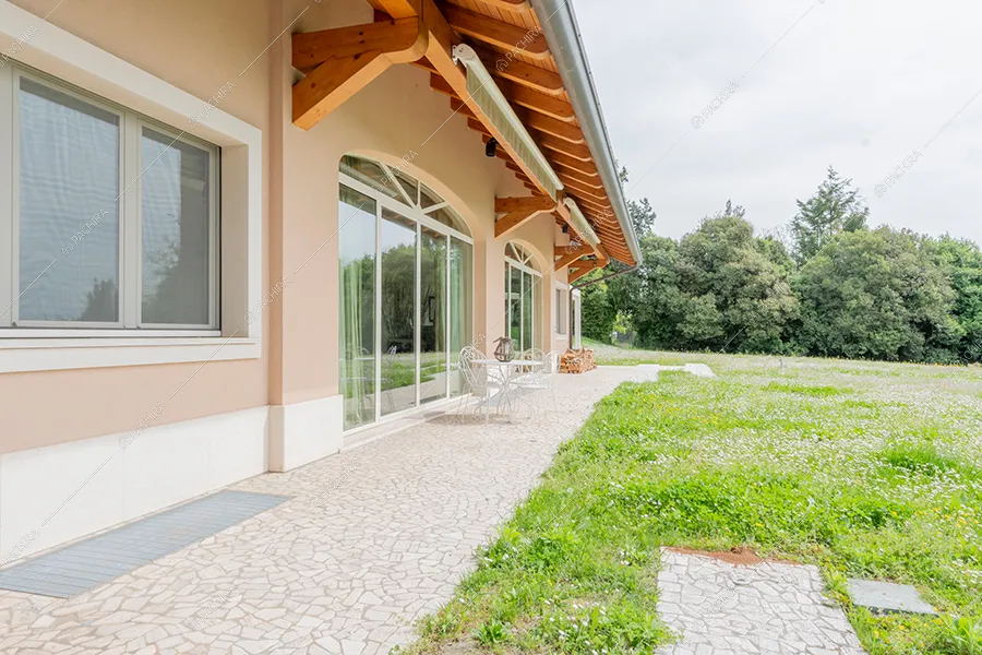 Giardino della villa Mississipi, location in stile rustico a Monza