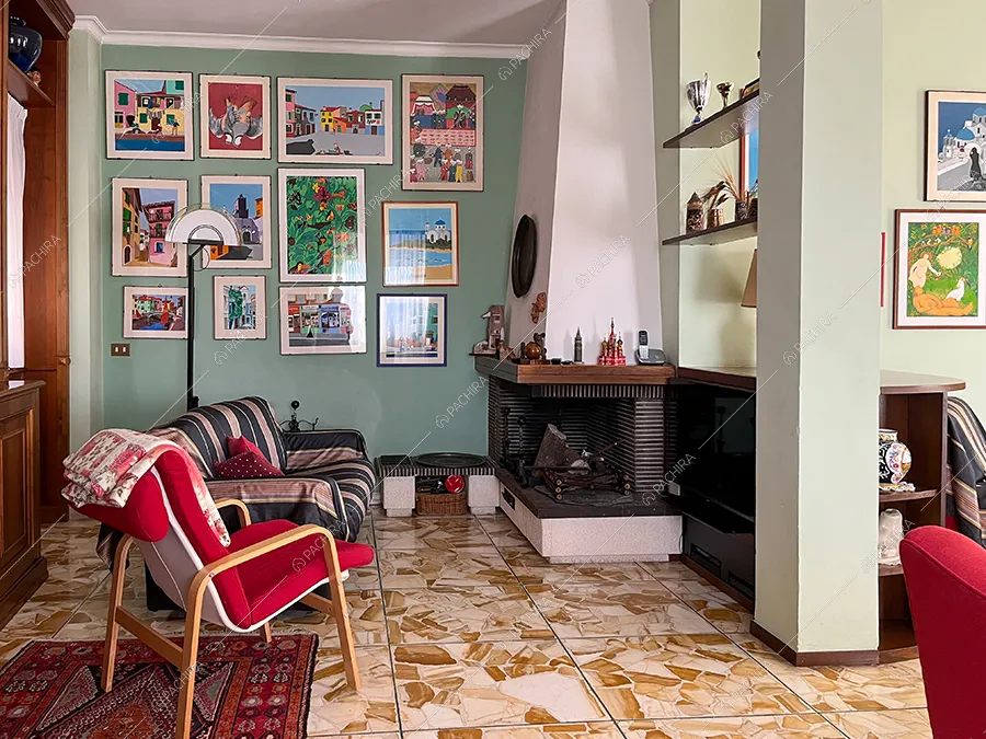 Salotto dell'appartamento Mura, location in stile classico a Roma