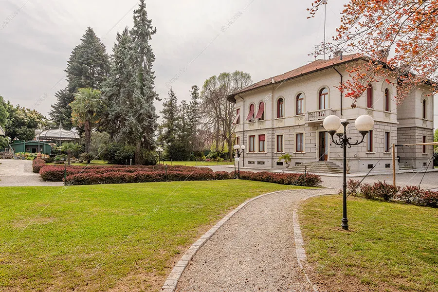 Parco della villa Lentisco, location in stile classico a Varese