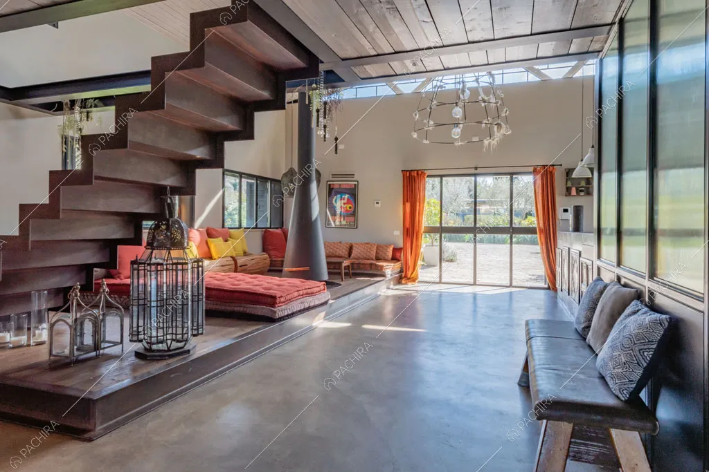 Zona living della location Seine, loft in stile industriale a Roma