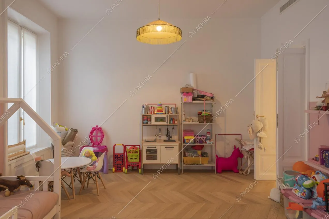 Pavimento in parquet a spina di pesce