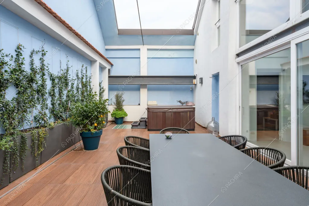 Veranda del loft Genepi, location in stile contemporaneo a Milano