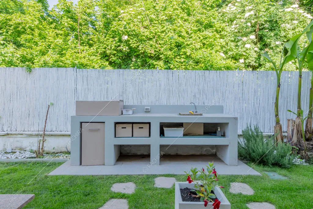 Giardino della villa Garnet, location in stile contemporaneo a Milano