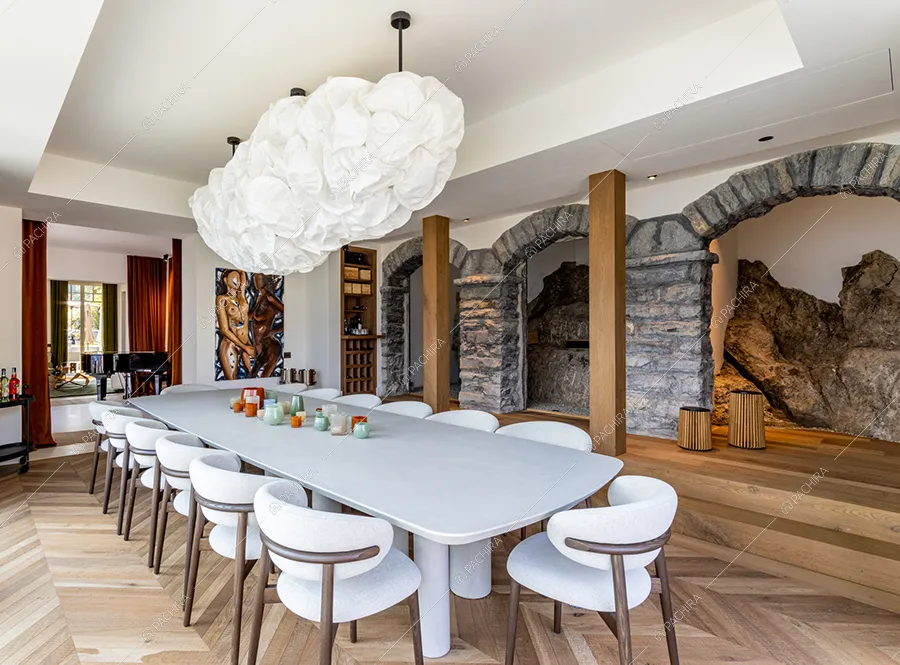 Salotto della villa Argento, location in stile moderno a Como