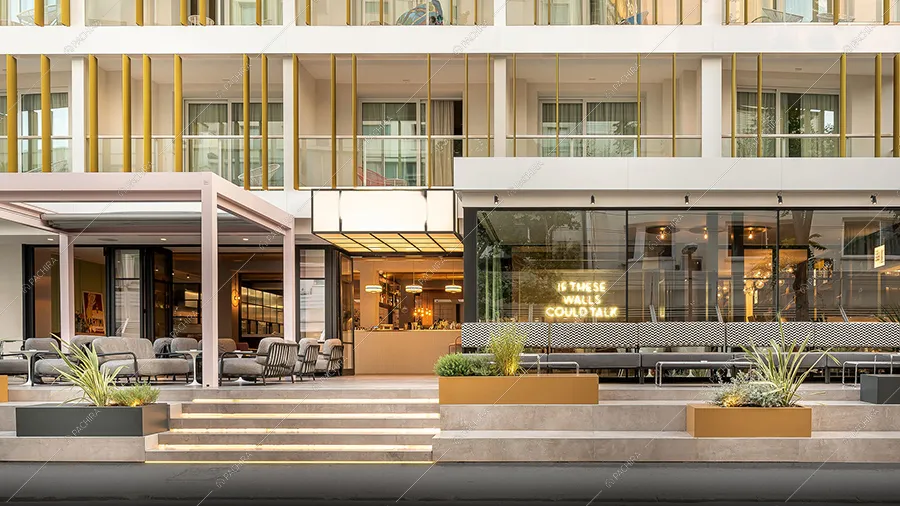 Esterni dell'hotel Ametrino, location in stile contemporaneo a Riccione