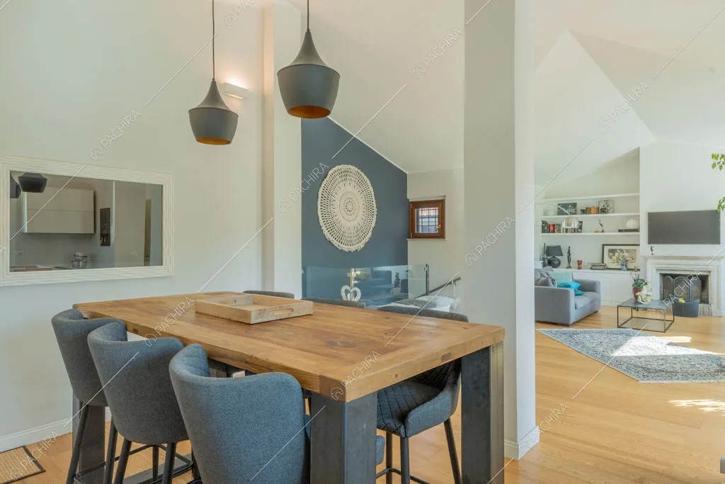 Zona living della villa Tagliamento, location in stile contemporaneo a Roma