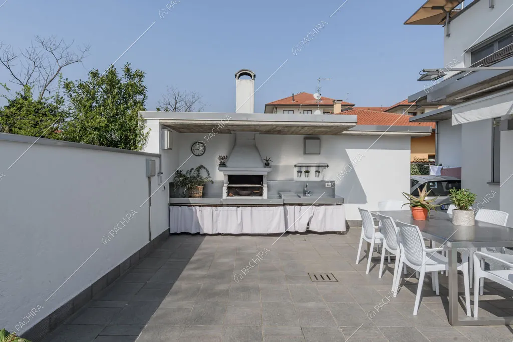 Cortile della villa Lilium, location in stile moderno in Provincia di Milano