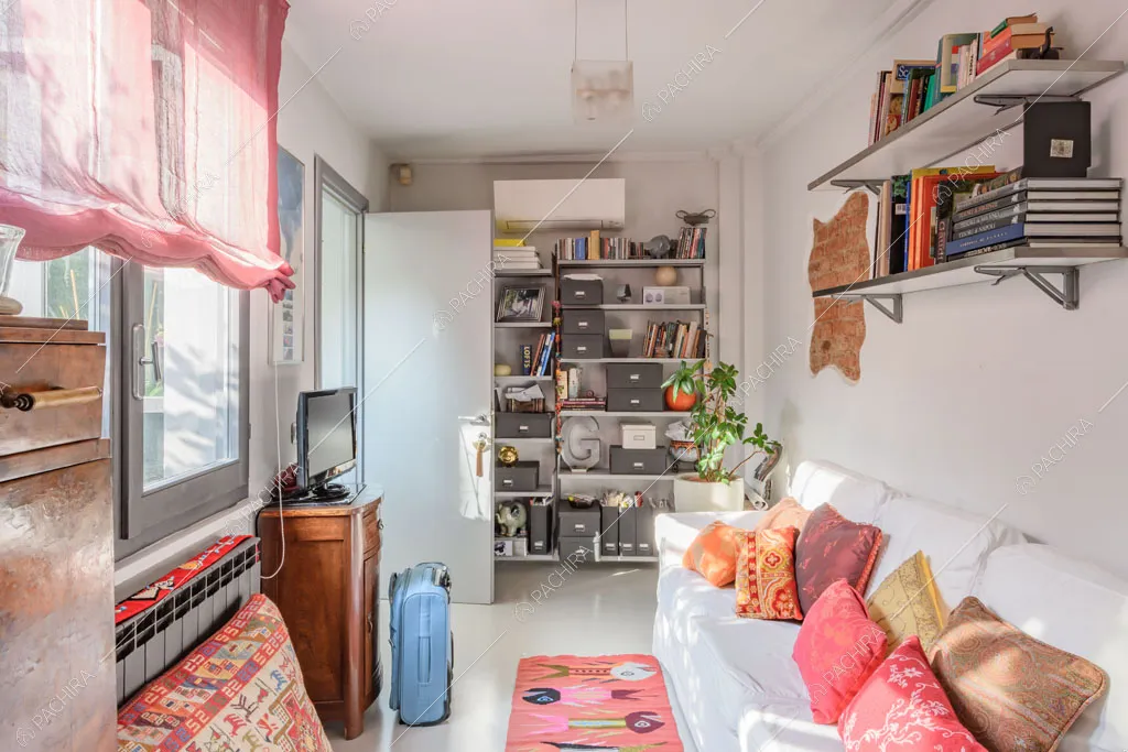 Salotto del loft Cascarilla, location in stile moderno a Milano