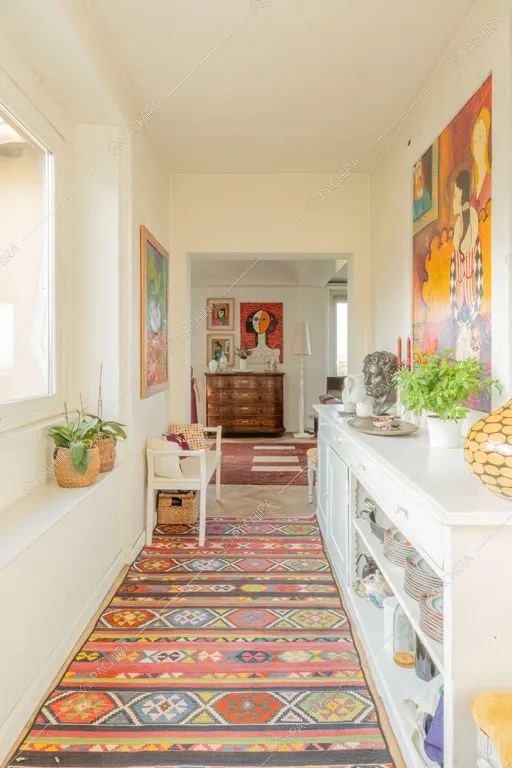 Corridoio dell'attico Elbrus, location in stile contemporaneo a Roma