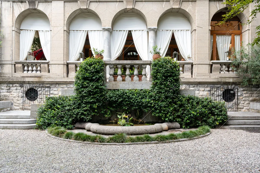 Esterni della dimora storica Taurus, location in stile classico a Lecco