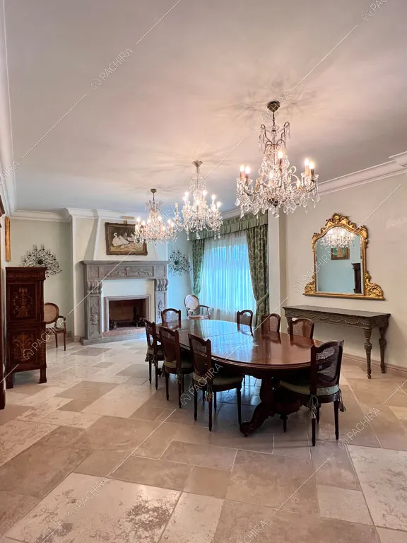 Sala da pranzo della dimora storica Citera, location in stile classico a Roma