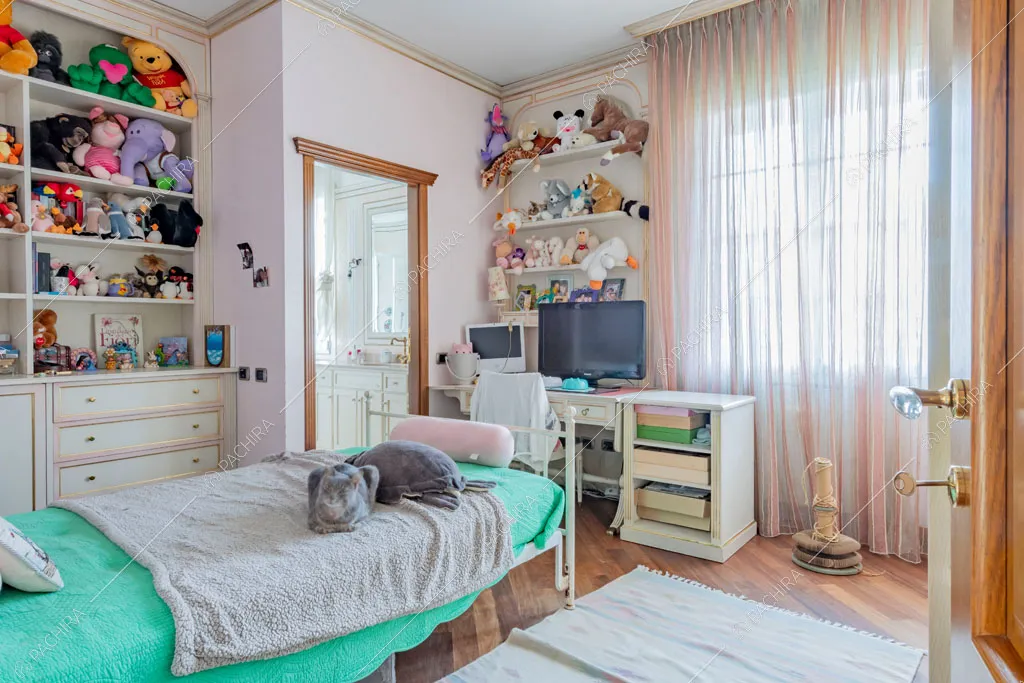 Camera dei bambini della villa Ararat, location in stile classico a Milano