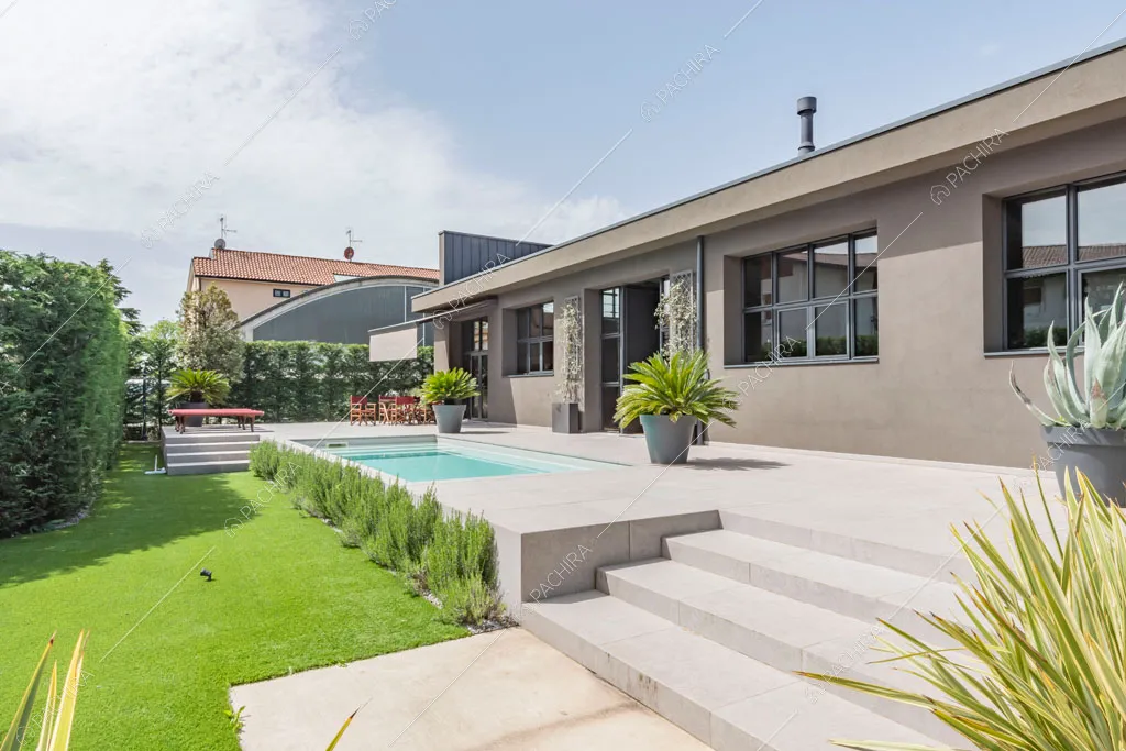 Esterni del loft Danubio, location in stile contemporaneo a Brescia