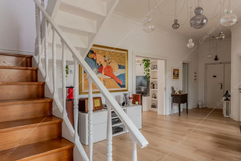 Scale della villa Pino Mugo, location in stile moderno a Roma