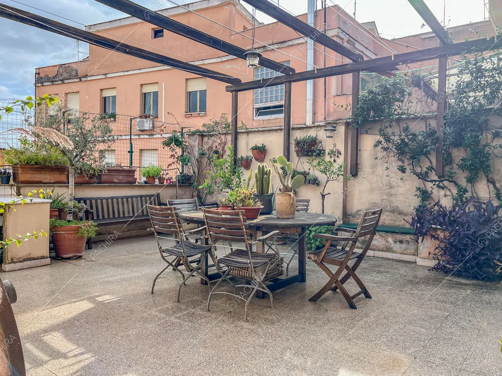 Terrazza dell'appartamento Kuban, location in stile moderno a Roma