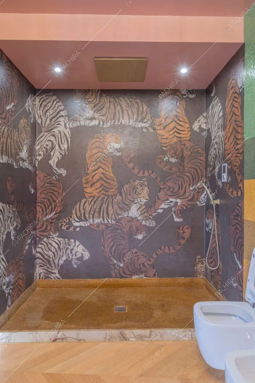 Bagno dell'appartamento Gila, location in stile contemporaneo a Roma