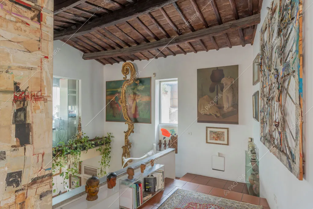 Scale dell'appartamento Pancrazio, location in stile contemporaneo a Roma