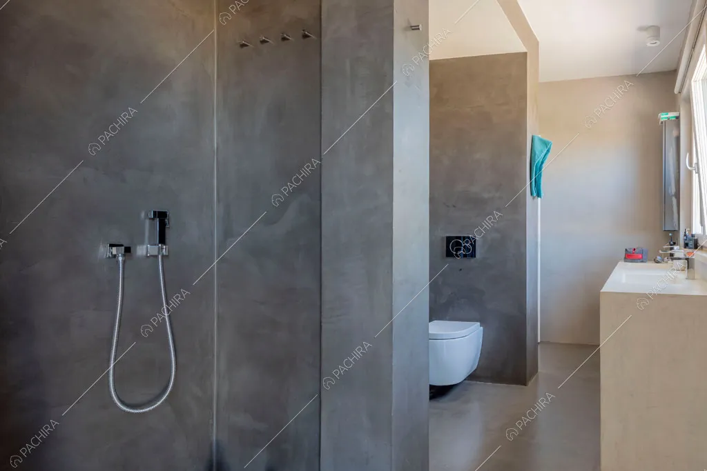 Bagno con box doccia della villa Arafura, location in stile contemporaneo a Roma