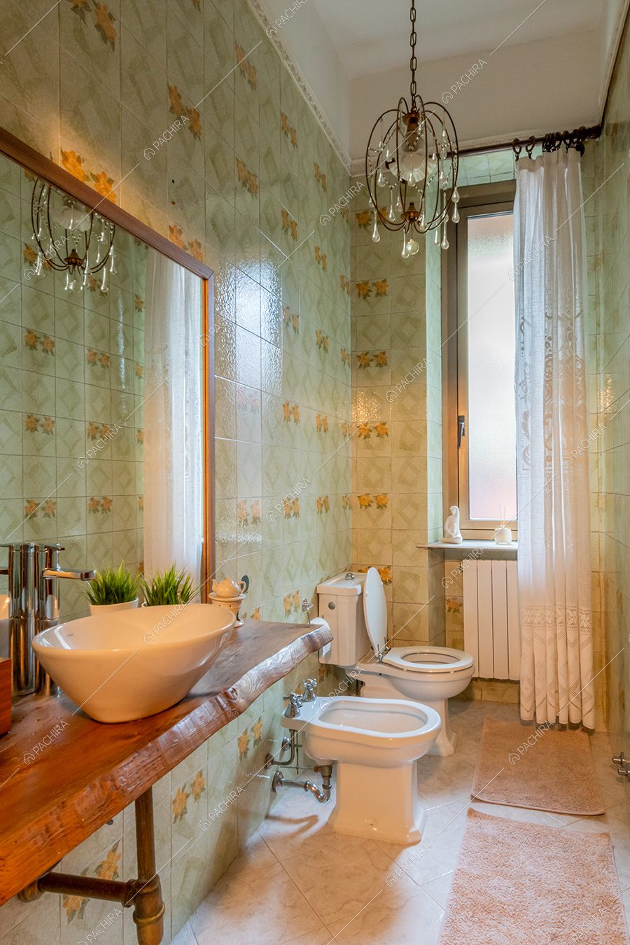 Bagno della villa Vinson, location in stile moderno a Milano