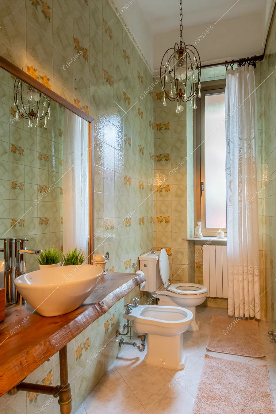 Bagno della villa Vinson, location in stile moderno a Milano