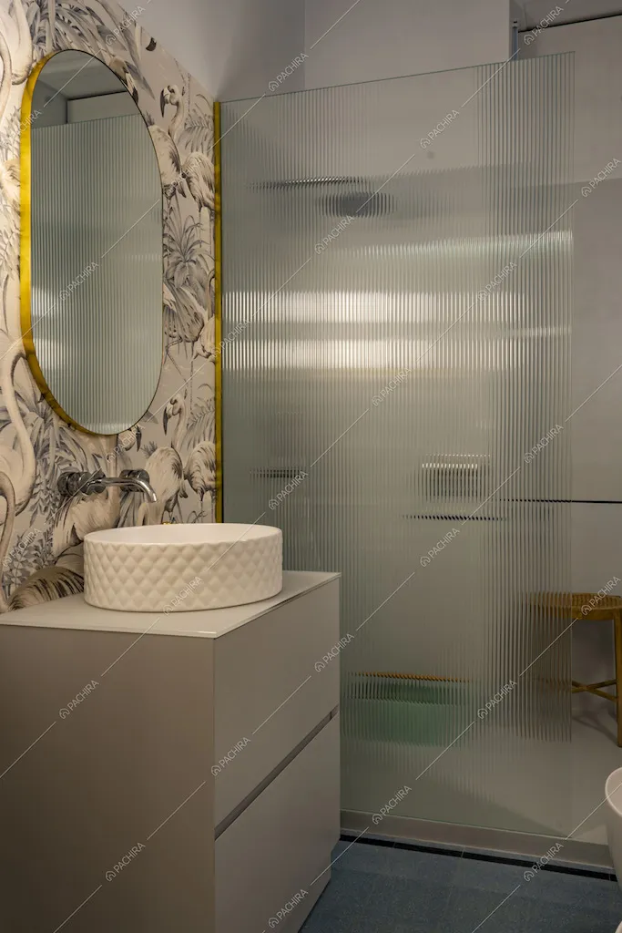 L'elegante bagno della Location Iperico