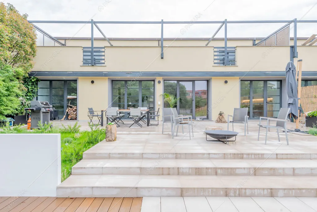 Esterni del loft Tigri, location in stile contemporaneo a Milano