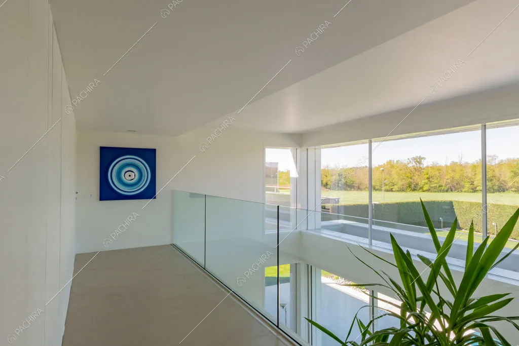 Pianerottolo della villa Columbia, location in stile moderno a Como