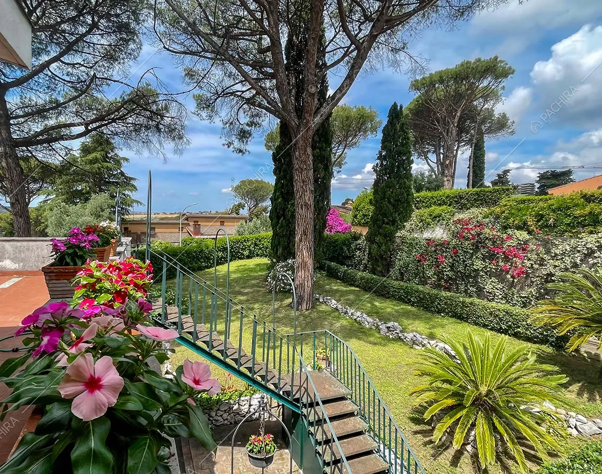 Giardino della villa Apatite, location in stile classico a Roma