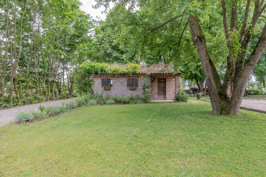 Parco della villa Missouri, location in stile rustico a Mantova