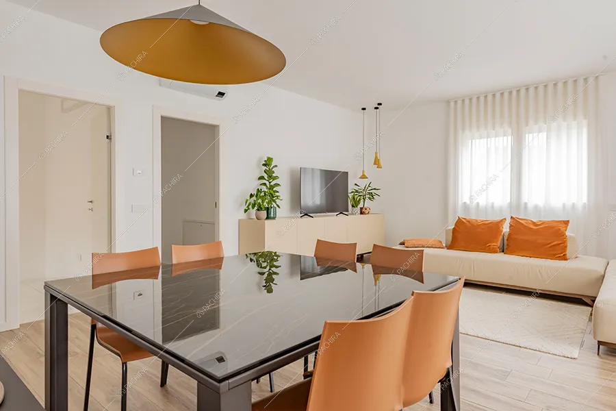 Zona living della villa Morava, location in stile moderno a Milano