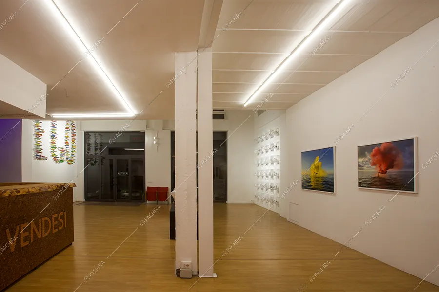Sala dello spazio espositivo Paranà, location in stile minimal a Roma